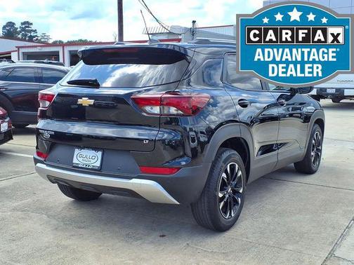 Mosaic Black Metallic 2023 Chevrolet Trailblazer LT
