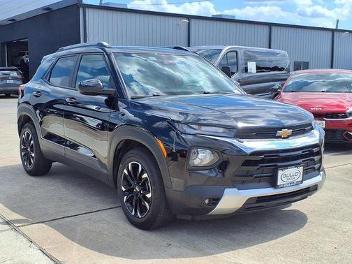 Mosaic Black Metallic 2023 Chevrolet Trailblazer LT