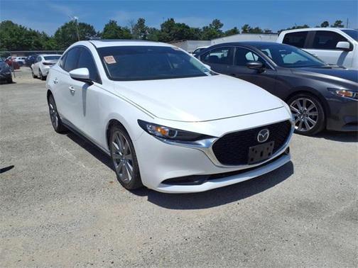 2022 Mazda Mazda3 FWD w/Preferred Package
