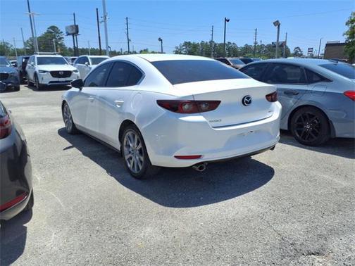 2022 Mazda Mazda3 FWD w/Preferred Package