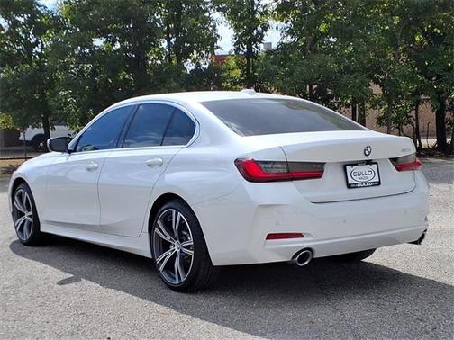 2024 BMW 330 i