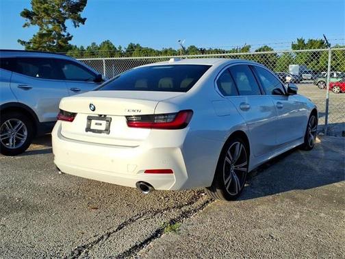 2024 BMW 330 i