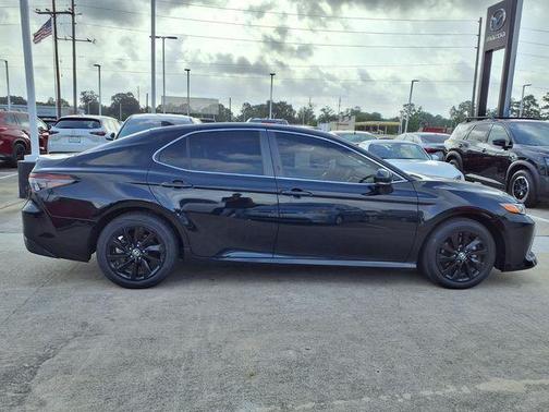 Midnight Black Metallic 2022 Toyota Camry LE