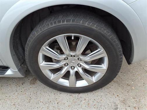 2014 INFINITI QX80 Base