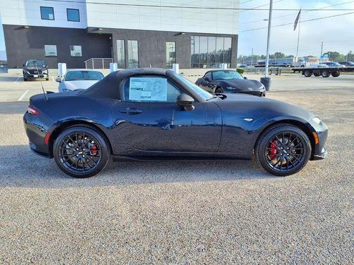 Deep Crystal Blue Mica 2026 Mazda MX-5 Miata Club