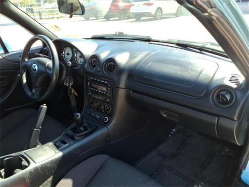 2001 Mazda MX-5 Miata Base