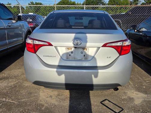 Classic Silver Metallic 2016 Toyota Corolla LE