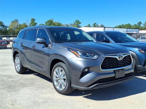 2022 Toyota Highlander Limited