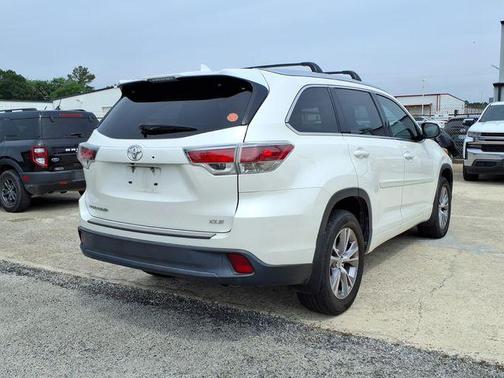 Blizzard Pearl 2014 Toyota Highlander XLE