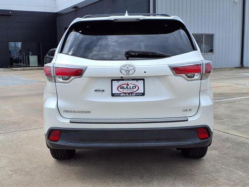 Blizzard Pearl 2014 Toyota Highlander XLE