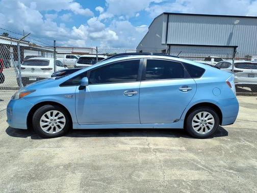 Clearwater Blue 2014 Toyota Prius Plug-in Base