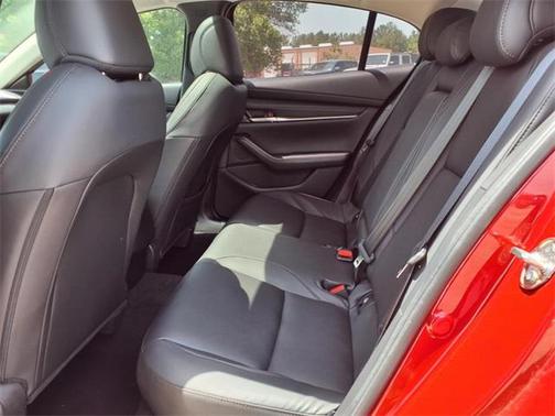 2025 Mazda Mazda3 FWD w/Preferred Package