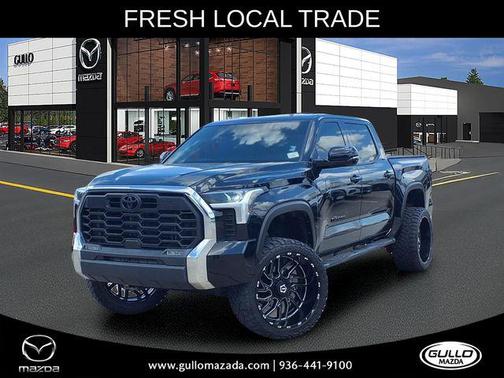 Midnight Black Metallic 2022 Toyota Tundra SR5