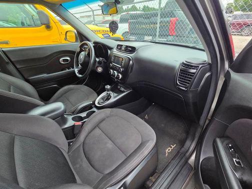 Titanium Gray 2019 Kia Soul Base