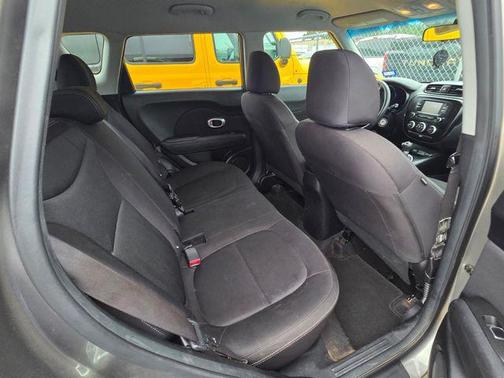 Titanium Gray 2019 Kia Soul Base