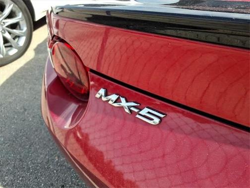 2016 Mazda MX-5 Miata Club