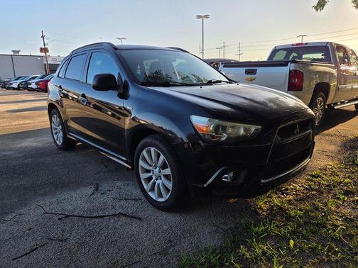 Labrador Black Pearl 2011 Mitsubishi Outlander Sport SE
