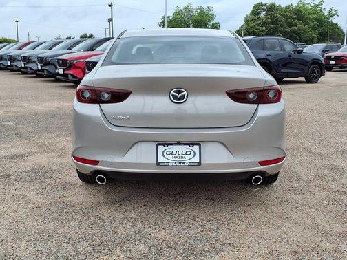 Platinum Quartz Metallic 2026 Mazda Mazda3 2.5 S Select Sport