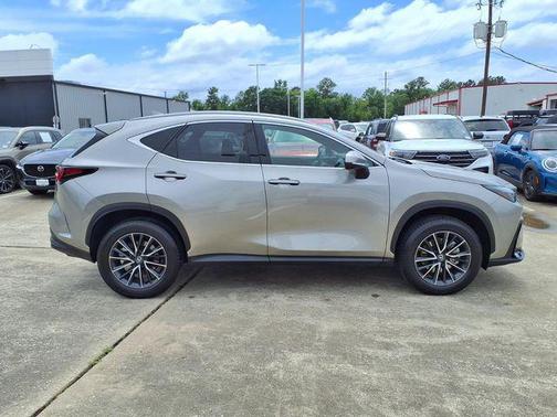 Atomic Silver 2024 Lexus NX 350 Premium