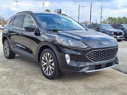 2020 Ford Escape Titanium
