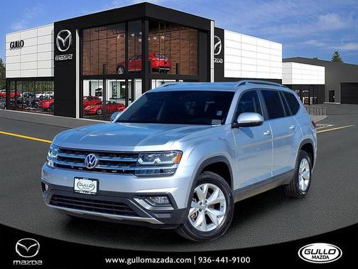 Reflex Silver Metallic 2018 Volkswagen Atlas 2.0T SE w/Technology