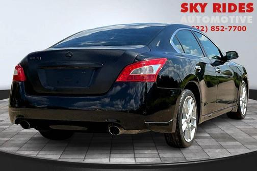 2011 Nissan Maxima S