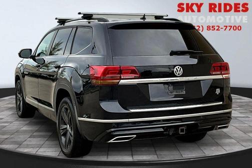 Deep Black Pearl 2020 Volkswagen Atlas 3.6L SE w/Technology