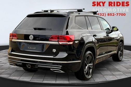 Deep Black Pearl 2020 Volkswagen Atlas 3.6L SE w/Technology