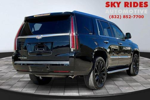 2018 Cadillac Escalade Luxury