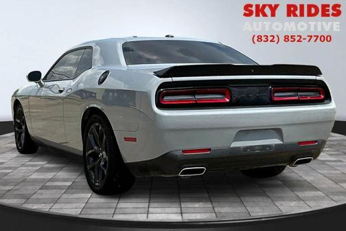 2022 Dodge Challenger GT