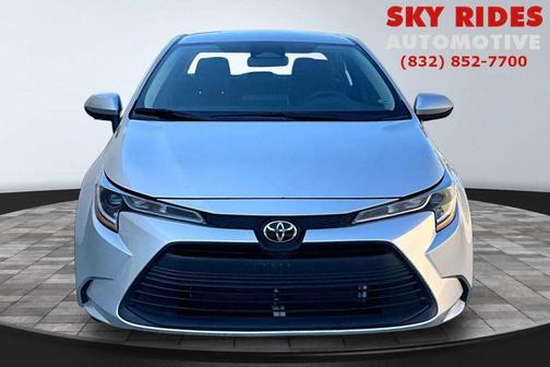 Classic Silver Metallic 2025 Toyota Corolla LE
