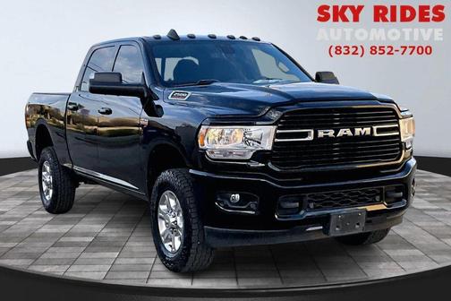 2020 RAM 2500 Big Horn Crew Cab 4X4 6'4' Box