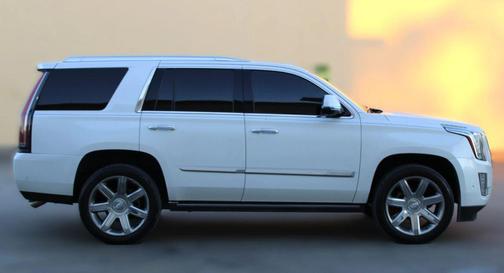 2018 Cadillac Escalade Premium Luxury