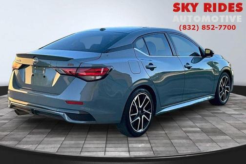 Atlantic Gray Metallic 2024 Nissan Sentra SR