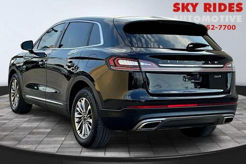 2020 Lincoln Nautilus Reserve