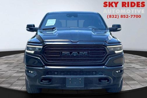 Diamond Black Crystal Pearlcoat 2020 RAM 1500 Limited