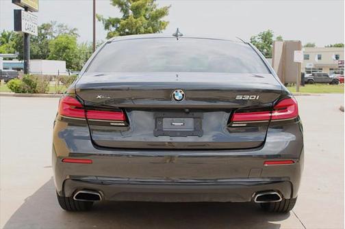2022 BMW 530 i xDrive