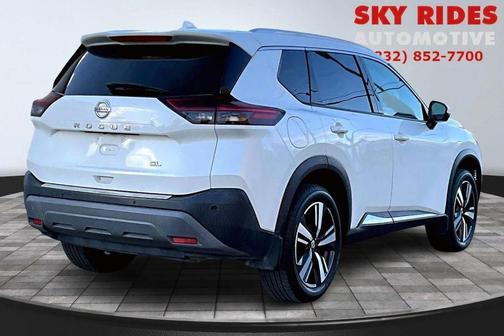 2021 Nissan Rogue SL