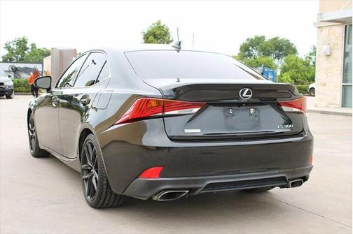 2018 Lexus IS 300 Base