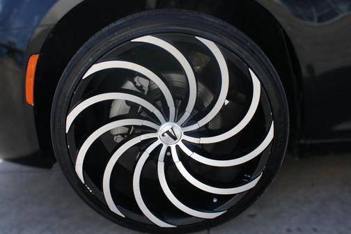 2022 Chrysler 300 Touring