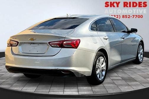2022 Chevrolet Malibu FWD LT