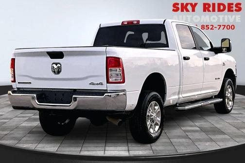 2023 RAM 2500 Big Horn Crew Cab 4x4 6'4' Box