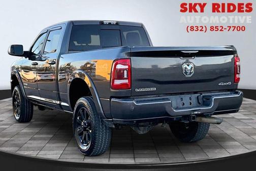 2019 RAM 2500 Laramie Crew Cab 4x4 6'4' Box