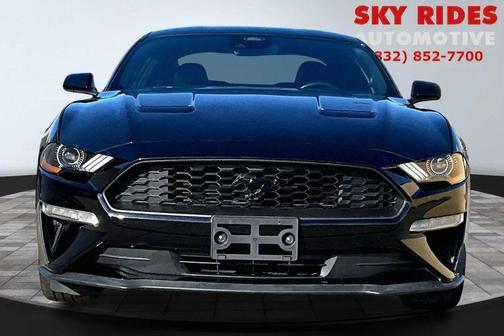 2021 Ford Mustang EcoBoost