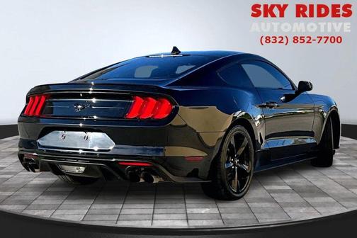 2021 Ford Mustang EcoBoost