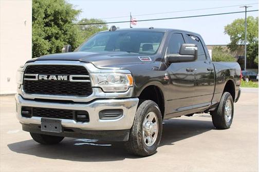 2024 RAM 2500 Tradesman Crew Cab 4x4 6'4' Box