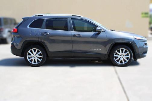 2014 Jeep Cherokee Sport