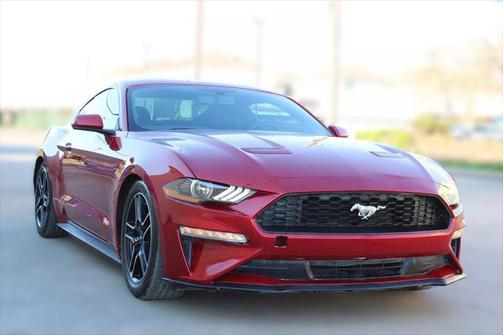 2020 Ford Mustang EcoBoost