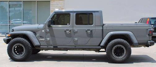 2022 Jeep Gladiator Overland