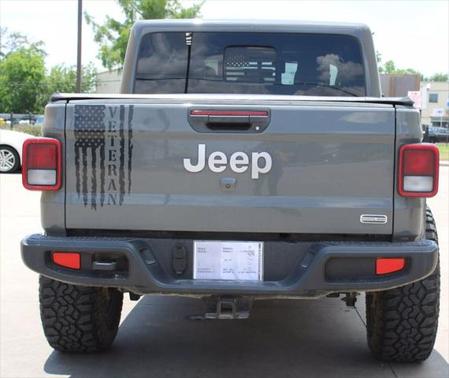 2022 Jeep Gladiator Overland